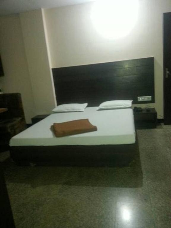 Hotel Jalaja Heritage Thane Ruang foto