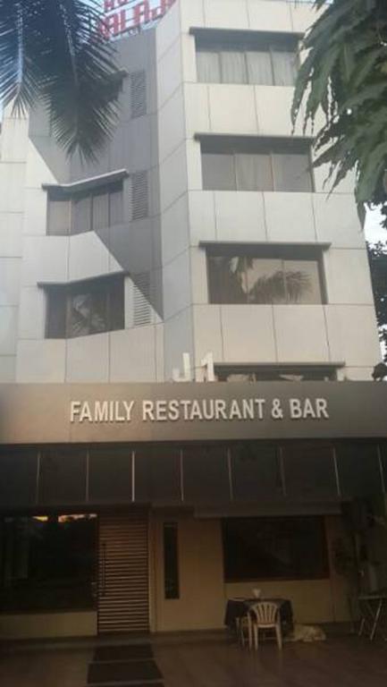 Hotel Jalaja Heritage Thane Bagian luar foto