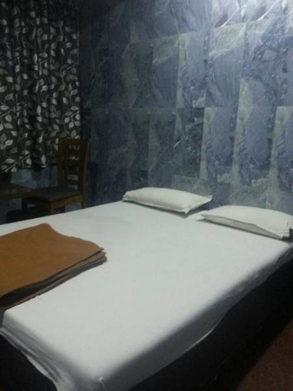 Hotel Jalaja Heritage Thane Ruang foto