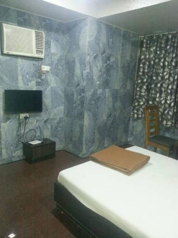 Hotel Jalaja Heritage Thane Ruang foto